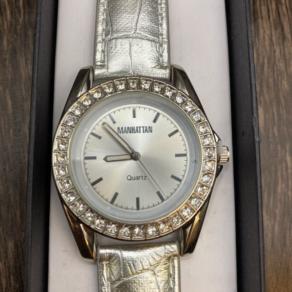 Manhattan by Croton Women’s watch Silver Band Roman Numerals Silver Tone New